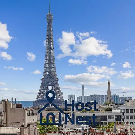Charming Eiffel Tower View Nest In 8th Apartment Paris
