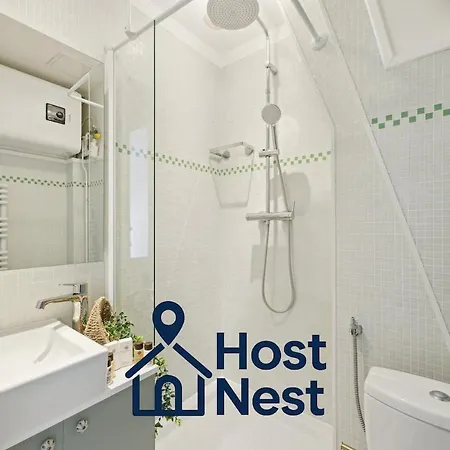 Charming Eiffel Tower View Nest In 8th Appartamento Parigi